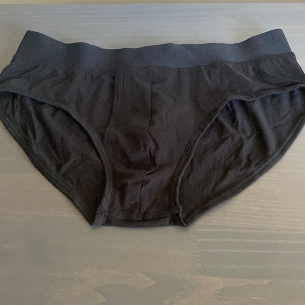 Brand new Italic black brief